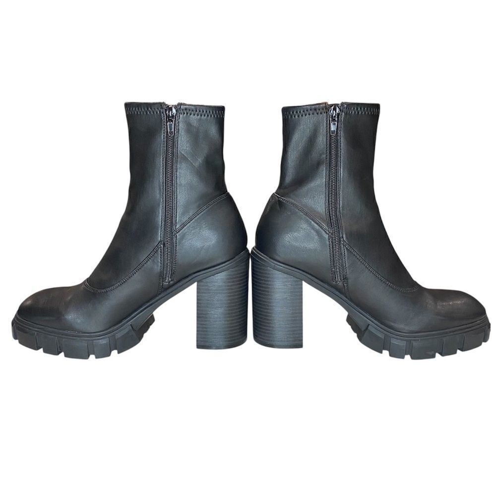 GUESS Black Chunky Lug Sole Side Zip Ankle Boots Size 9M EUC - Picture 4 of 13